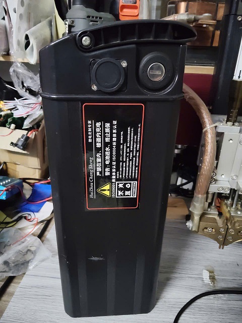 Đã đóng pin xe điện 48v-17.5ah cho anh Hữu ở quận 8.